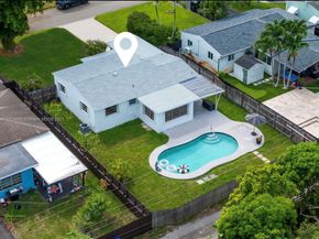 1105 N 31st Ct, Hollywood FL 33021