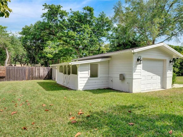 8741 SW 97th Ter, Miami FL 33176
