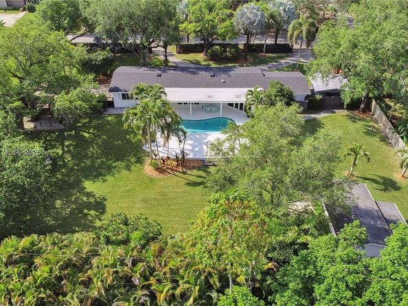 8741 SW 97th Ter, Miami FL 33176