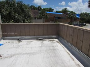 8243 NW 8th Pl, Plantation FL 33324