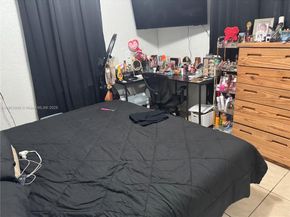 1178 NW 105th Ter, Miami FL 33150