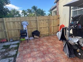 1178 NW 105th Ter, Miami FL 33150