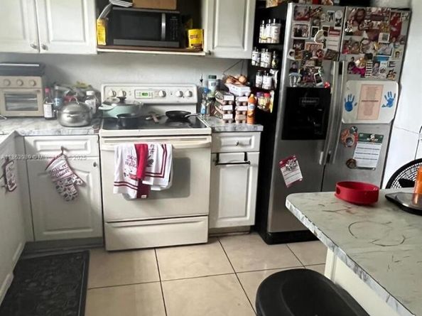 1178 NW 105th Ter, Miami FL 33150