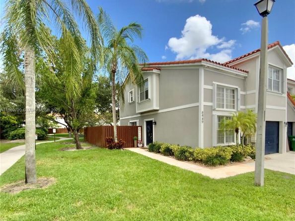 8449 SW 23rd Ct, Miramar FL 33025
