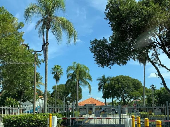 8449 SW 23rd Ct, Miramar FL 33025