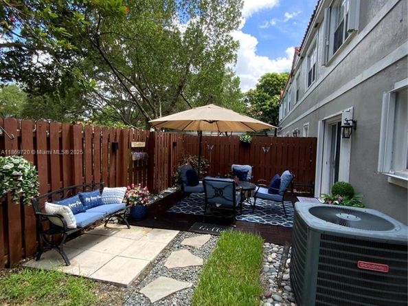 8449 SW 23rd Ct, Miramar FL 33025