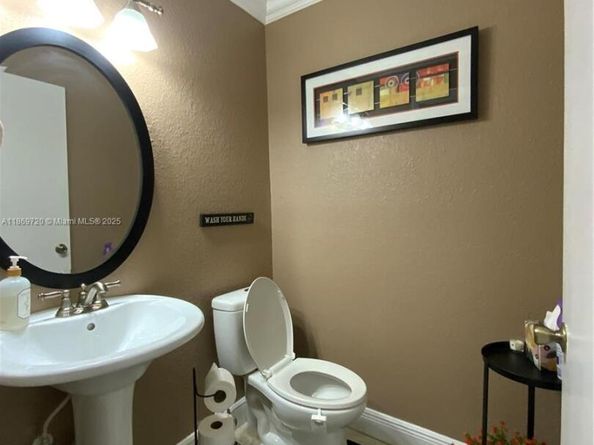 8449 SW 23rd Ct, Miramar FL 33025