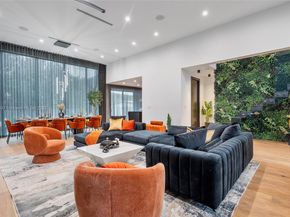 76 NW 44th St, Miami FL 33127