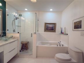 3001 NE 185th St 532, Aventura FL 33180