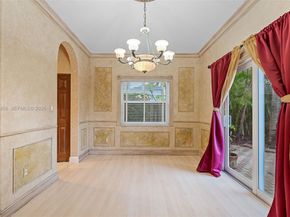 16403 Diamond Head Dr, Weston FL 33331