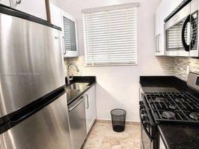 3915 N Meridian Ave 101, Miami Beach FL 33140
