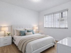 3915 N Meridian Ave 101, Miami Beach FL 33140