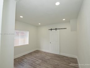 3045 SW 21st St, Miami FL 33145
