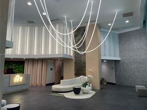 90 SW 3rd Street 1809, Miami FL 33130