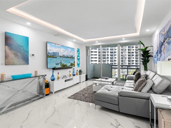 1500 Bay Rd 746S, Miami Beach FL 33139