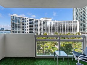 1500 Bay Rd 746S, Miami Beach FL 33139