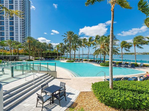 1500 Bay Rd 746S, Miami Beach FL 33139