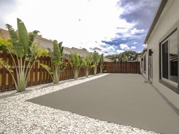 10204 Caracas St, Cooper City FL 33026