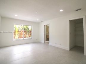 10204 Caracas St, Cooper City FL 33026