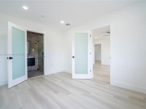 1301 NW 176th Ter, Miami Gardens FL 33169