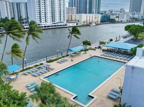 1000 Parkview Dr 806, Hallandale Beach FL 33009