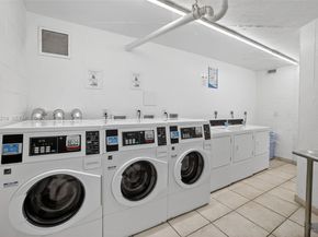 1000 Parkview Dr 806, Hallandale Beach FL 33009