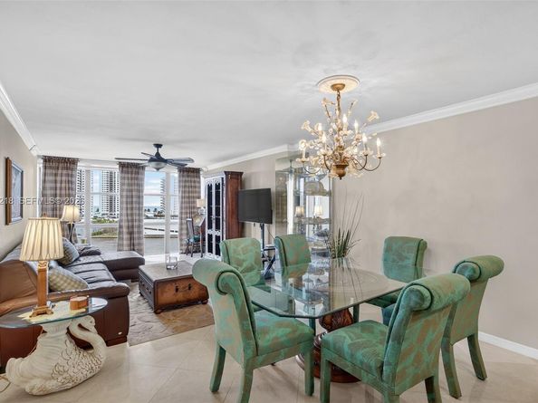 1000 Parkview Dr 806, Hallandale Beach FL 33009