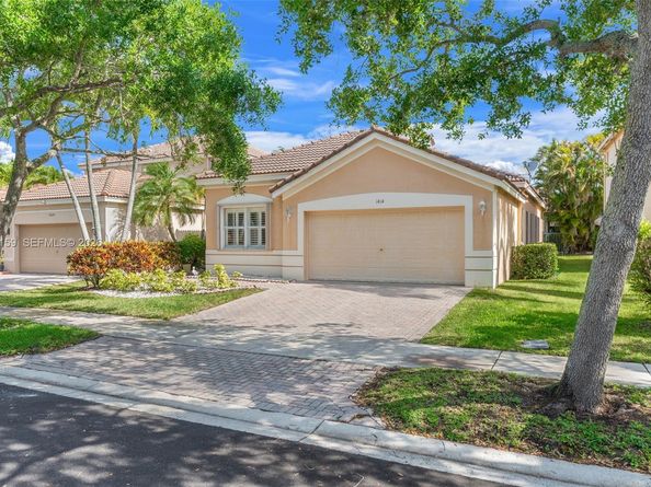 1414 Banyan Way, Weston FL 33327