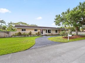 9750 SW 143rd Dr, Miami FL 33176
