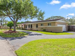 9750 SW 143rd Dr, Miami FL 33176