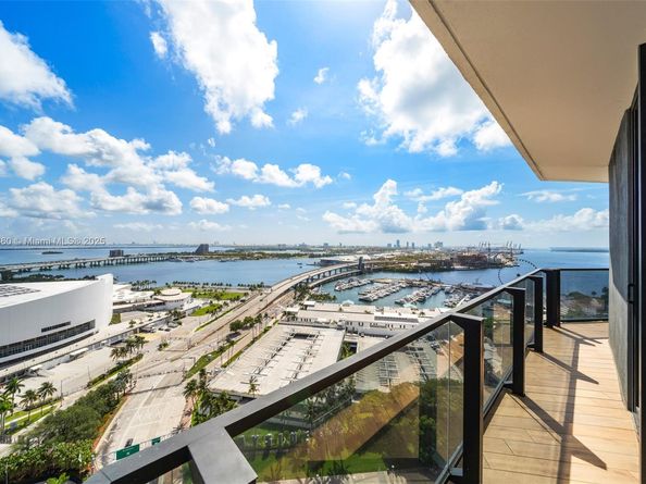 398 NE 5th St 1809, Miami FL 33132