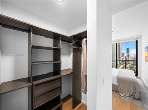 398 NE 5th St 1809, Miami FL 33132