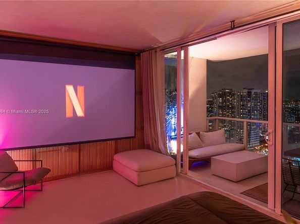 1040 Biscayne Blvd 2905, Miami FL 33132