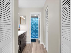 6301 N Falls Cir Dr 206, Lauderhill FL 33319