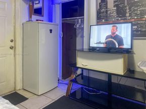 2200 SW 42nd Way, Fort Lauderdale FL 33317