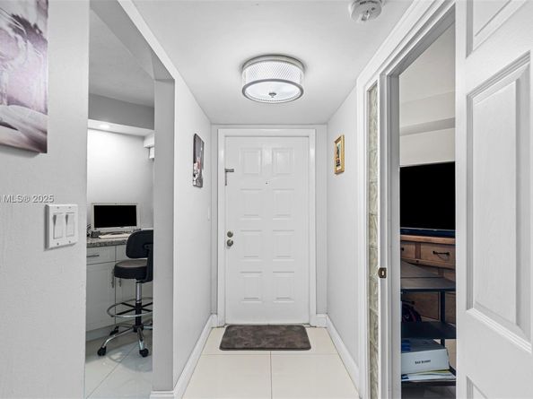 15405 N Miami Lakeway N 2031, Miami Lakes FL 33014
