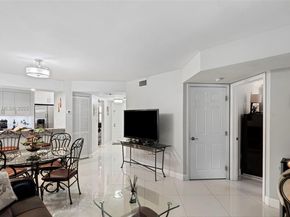 15405 N Miami Lakeway N 2031, Miami Lakes FL 33014