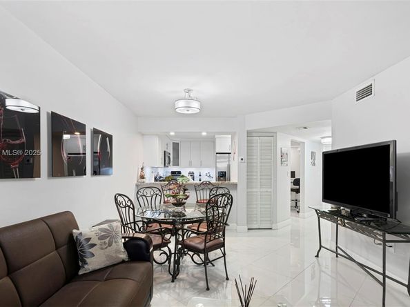15405 N Miami Lakeway N 2031, Miami Lakes FL 33014
