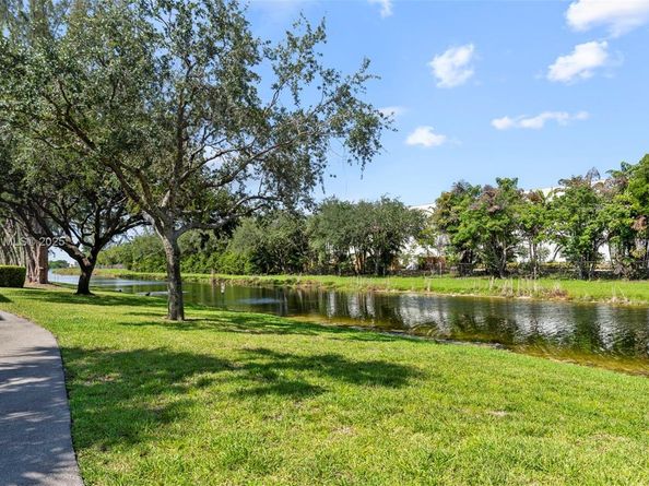 15405 N Miami Lakeway N 2031, Miami Lakes FL 33014