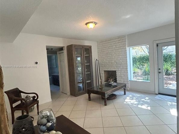 Undisclosed Address #A11888373, Miami FL 33155