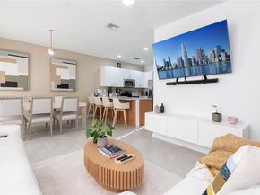 204 SW 159th Pl, Pembroke Pines FL 33027