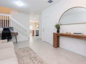 204 SW 159th Pl, Pembroke Pines FL 33027