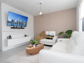 204 SW 159th Pl, Pembroke Pines FL 33027
