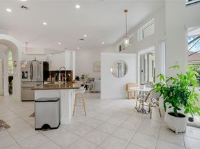 3085 Lakewood Cir, Weston FL 33332