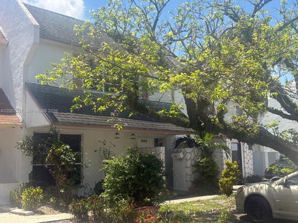 1318 Silverado Dr, North Lauderdale FL 33068