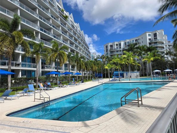 Undisclosed Address #A11888327, Aventura FL 33180