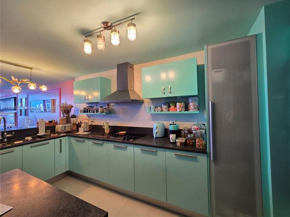 Undisclosed Address #A11888327, Aventura FL 33180