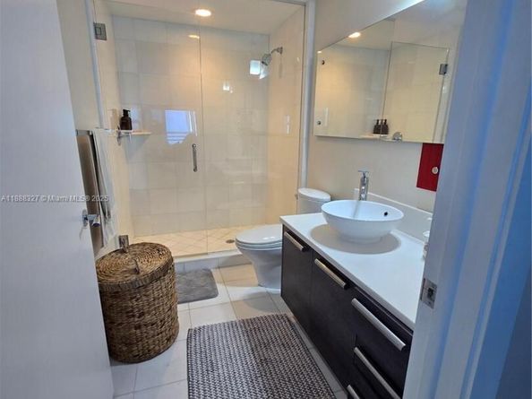 Undisclosed Address #A11888327, Aventura FL 33180