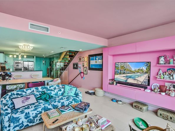 Undisclosed Address #A11888327, Aventura FL 33180