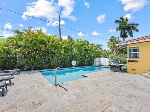 1426 Tyler St, Hollywood FL 33020